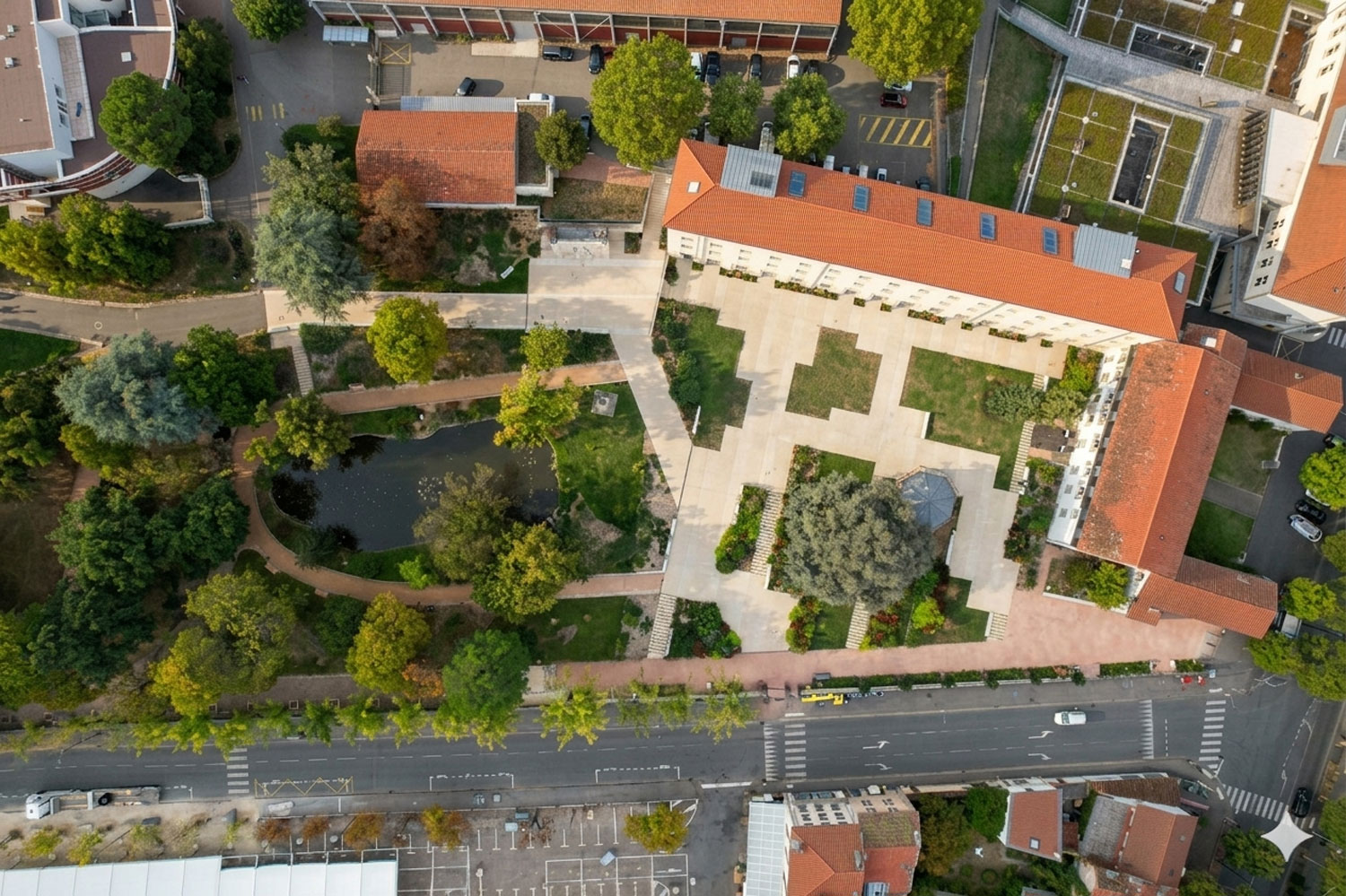 Photo aérienne - Ecole des petites étoiles